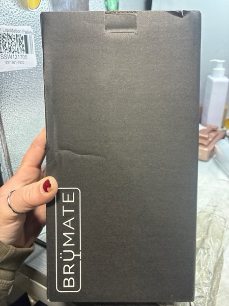 Condition photo showing New/Like New for BrüMate Era 30 oz Tumbler with Handle and Straw | 100% Leakproof Insulated Water Bottle Tumbler with Lid and Flexible SoftSip Straw | Made of Stainless Steel | Cup Holder Friendly | 30oz (Sage)