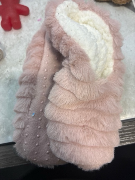 Condition photo showing New/Like New for Women's Ribbed Faux plush Cozy Pull-On Slipper Socks with Grippers - Auden™ Light Pink S/M: Cushioned Insole, Nonslip