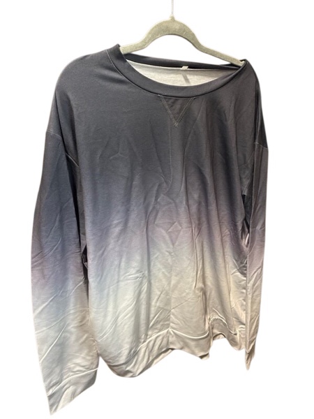 Casual round neck sweatshirt