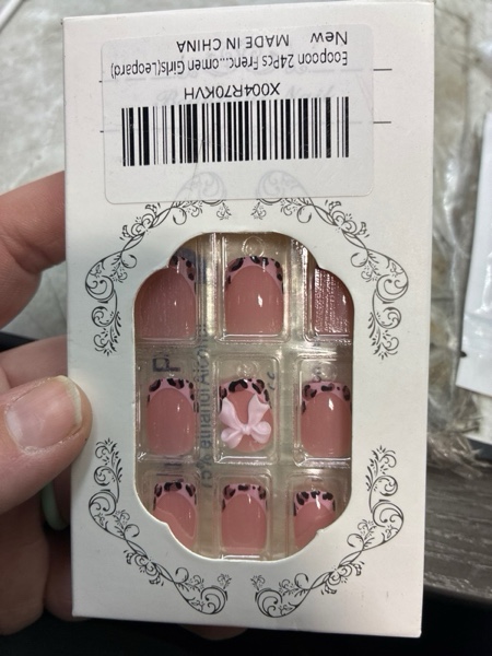 30Pcs Summer Ocean Press on Nails, Medium Almond Beach Fake Nails with 3D Starfish, Seashell, Flower Designs, Cute Reusable Acrylic Stick on Nails for Women Girls(Beach Nail)