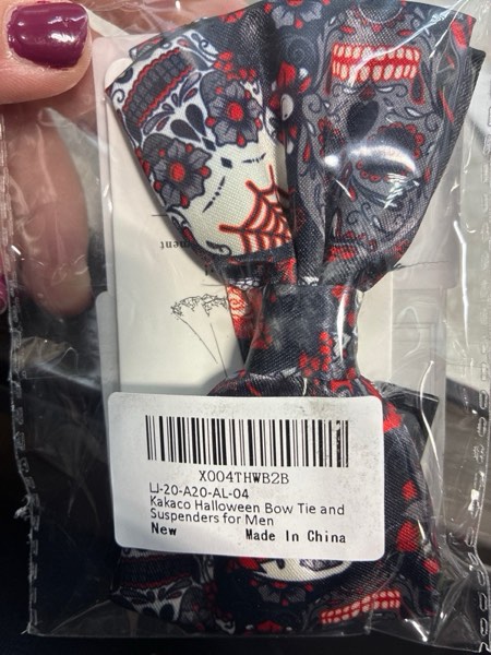 Condition photo showing New/Like New for Kakaco Halloween Bow Tie and Suspenders for Men Skull Skellington Blood Costume Accessories