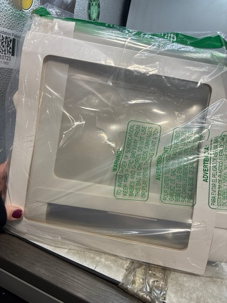 Condition photo showing New/Like New for Square Kraft Paper Gift Box for Wedding Party Gifts Jewelry Packaging