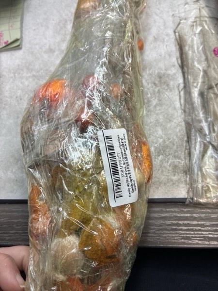 Condition photo showing New/Like New for 8Pcs Fall Artificial Flowers Pumpkin Picks Decor - Berry Stems with Maple Leaves for Autumn Thanksgiving Home Vase Table Centerpiece Decoration