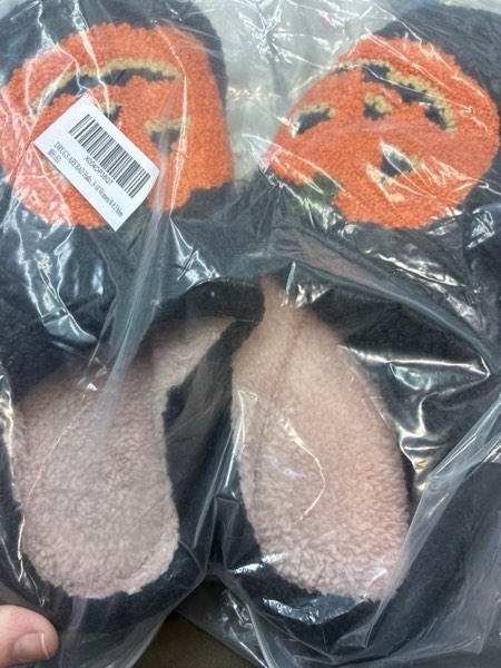 Condition photo showing New/Like New for DRUGS ARE BAD Halloween Slippers for Women Men Spooky Lantern Pumpkin Slippers Soft Warm Plush House Indoor Outdoor Slippers Pumpkin Black 9-10 Women/8-8.5 Men
