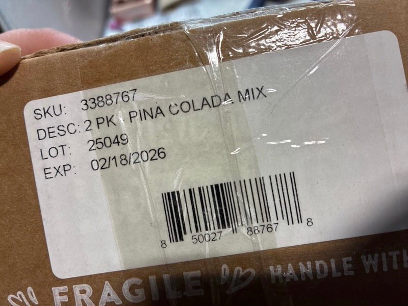 Condition photo showing New/Like New for Jordan's Skinny Syrups, Pina Colada, Sugar Free Cocktail Mix, 32 Ounces (Pack of 2), Flavoring for Cocktails, Mocktails, Frozen Drinks, & Flavored Beverages