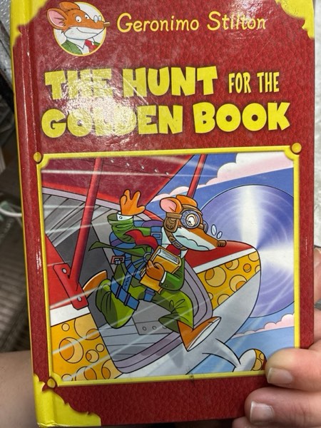 Condition photo showing Good Condition for Geronimo Stilton - The Hunt For The Golden Book