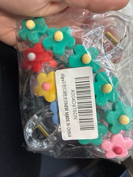 Condition photo showing New/Like New for 2 Pack Flower motif Big Hair Claw Clips for Women Stylish distinctive shape Hair Claw Large Claw Clip for Thick Curly Thin Hair Strong Hold jaw clips (Color+green)