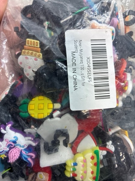 Condition photo showing New/Like New for 100 Pcs Cute Pencil Topper Decoation,Mixed Different Style Lovely Pencil Clips,Bulk Pen Toppers Charm Accessories for Kids,Classroom Rewards Prizes Gift for Students