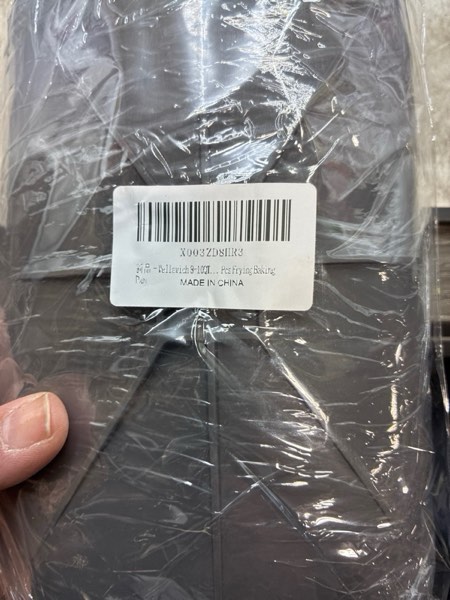 Condition photo showing New/Like New for 8-10QT Air Fryer Silicone Liner for Ninja SL401/DZ302/DZ550/DZ401, Rectangular Large Air Fryer Pot, Replacement Dual Basket Inserts, Reusable Air Fryer Accessories, 2 Pcs Frying Baking Pan