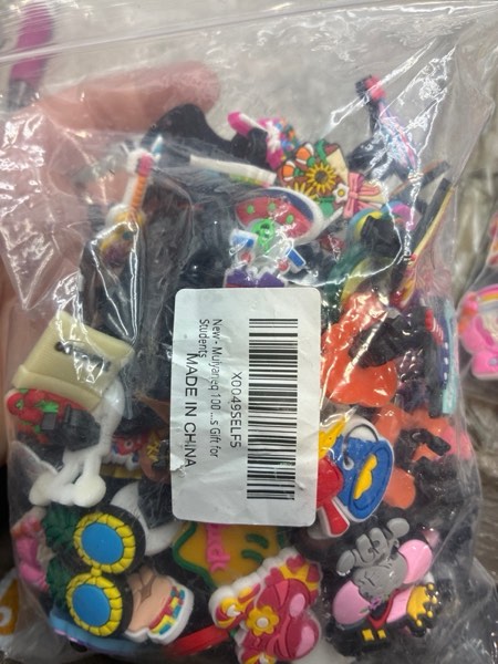 Condition photo showing New/Like New for 100 Pcs Cute Pencil Topper Decoation,Mixed Different Style Lovely Pencil Clips,Bulk Pen Toppers Charm Accessories for Kids,Classroom Rewards Prizes Gift for Students