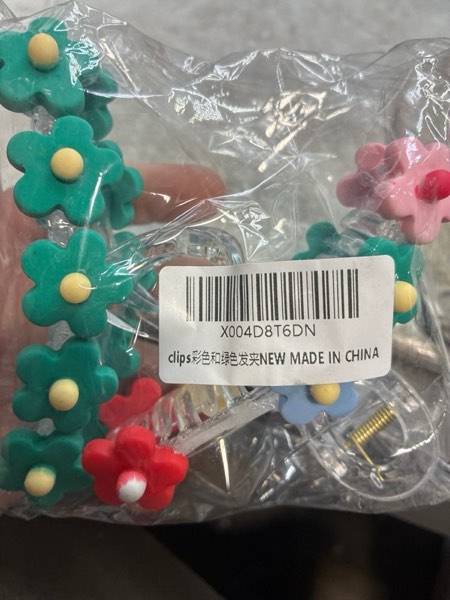 Condition photo showing New/Like New for 2 Pack Flower motif Big Hair Claw Clips for Women Stylish distinctive shape Hair Claw Large Claw Clip for Thick Curly Thin Hair Strong Hold jaw clips (Color+green)