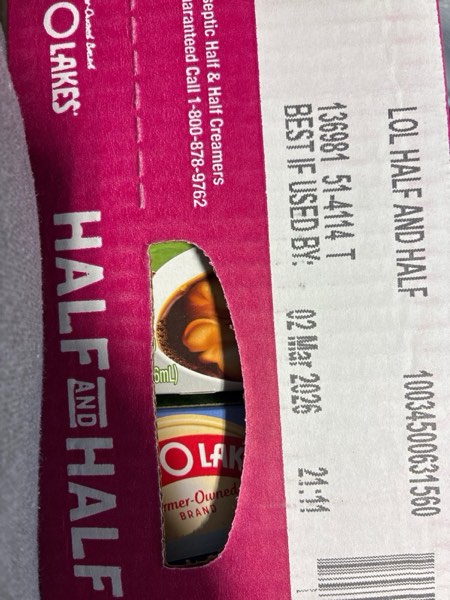 Condition photo showing New/Like New for Land O Lakes Mini Moo’s Half & Half Creamer Singles, Shelf-Stable, 24 Count (Pack of 6)