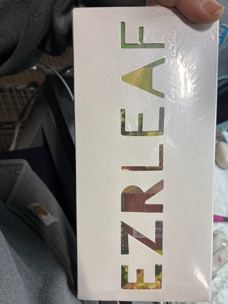 Condition photo showing New/Like New for EZR Leaf Tea Sampler Gift Box – 22 Pyramid Tea Bags with Taiwan Black, Osmanthus Oolong, Chamomile Oolong, Berry Black, Four Seasons Green – Flavored Assorted Tea Set for Gifting & Tasting Assorted Classic Tea