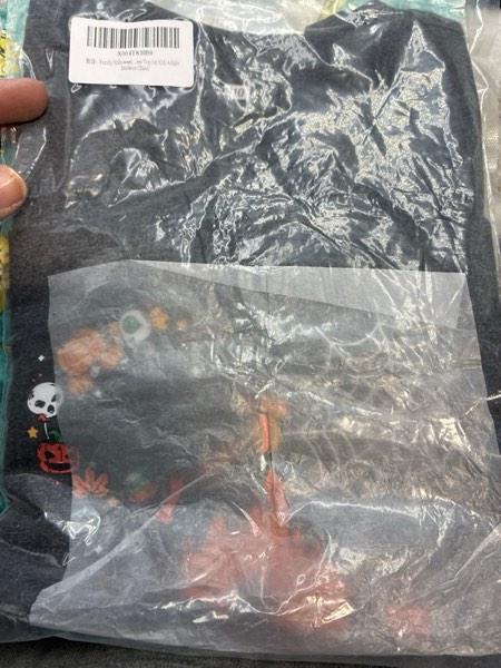 Condition photo showing New/Like New for Family Halloween Matching T-Shirts Pumpkin Shirts Funny Spooky Family Costume Tees Top for Kids Adults