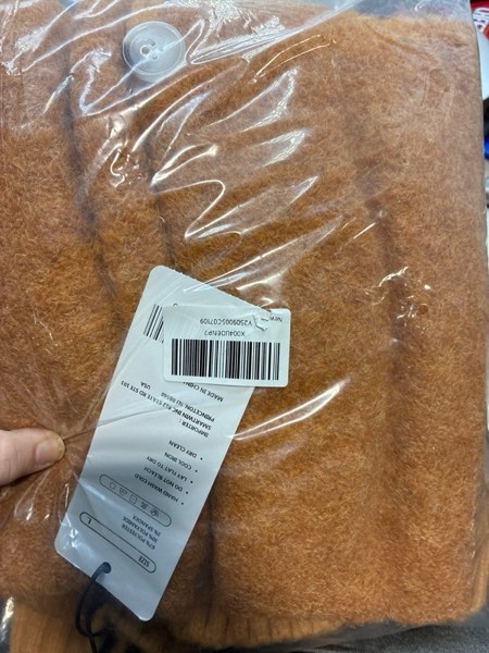 Condition photo showing New/Like New for utcoco Women Cropped Thicken Wool Coats Oversized Short Jackets Notched Lapel Pea Coat Trench Overcoats with Pockets