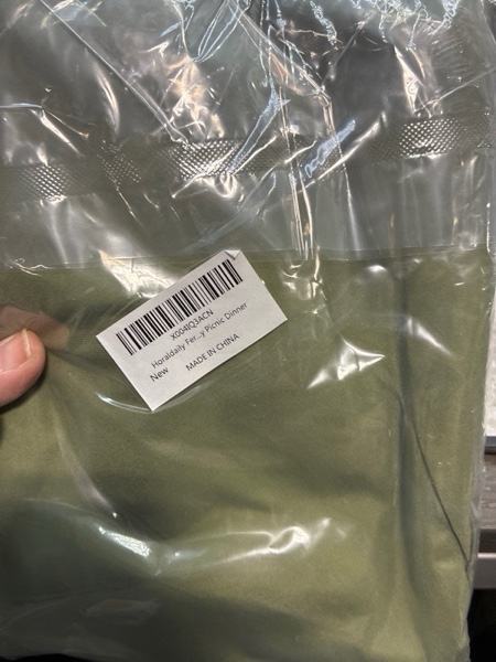 Condition photo showing New/Like New for Horaldaily Fern Green Tablecloth 60×60 Inch Round, Stain and Wrinkle Resistant Washable Table Cloth, Decorative Polyester Table Cover for Party Picnic Dinner Decor 60" (Round) Fern Green 1