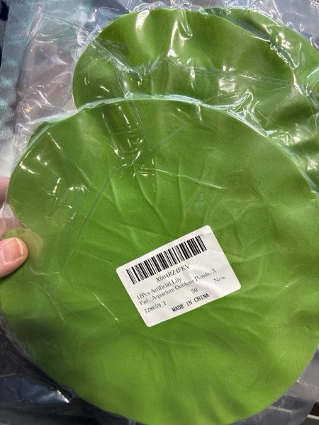 Condition photo showing New/Like New for 12 PCS Floating Plants for Aquarium Artificial Lotus Leaves Lily Pads for Ponds, Realistic Water Lily Pads Foliage Pond Decor Artificials Foliage Pond Decor for Pool Patio Aquarium Outdoor Ponds