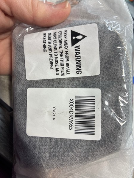 Condition photo showing New/Like New for Wristband Bag for Women's Makeup nylon Small Wristlet Pouch Lightweight Stylish Convenient Storage Solution Nylon/Black