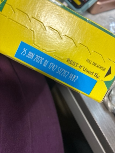 Condition photo showing New/Like New for Nature Valley Peanut-Free Chewy Granola Bars, Mixed Berry, Made in a Peanut Free Facility, 5 Bars, 4.6 oz