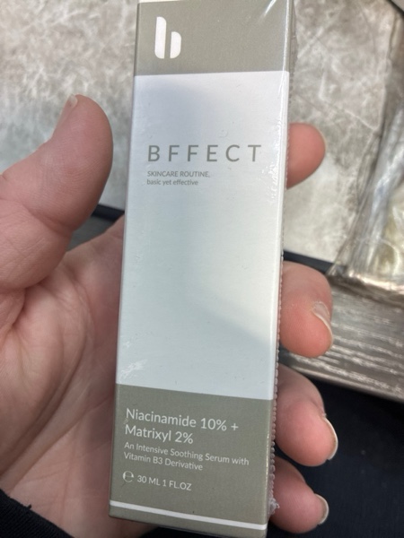 Condition photo showing New/Like New for Bffect Niacinamide 10% + Matrixyl 2%  An Intensive Soothing Serum with Vitamin B3 Derivative  30 ML 1 FL.OZ