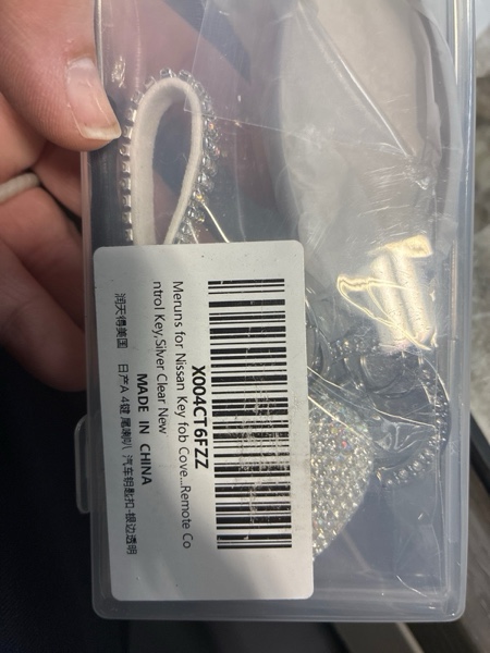Condition photo showing New/Like New for Meruns Compatiable with Nissan 4 Buttons key fob cover with Diamond Bling Keychain, Car Accessories Keys Shell TPU for Murano Sentra Altima Rogue Kicks Armada Pathfinder Smart Key,Silver Clear Compatiable with Nissan-A 4 Buttons Silver Clear
