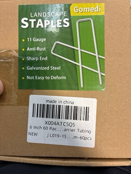 Condition photo showing New/Like New for Landscape Staples 6 Inch 60 Pack, Garden Stakes Galvanized Garden Staples 11 Gauge, Plant Cover Stakes for Lawn Weed Barrier 60 6''L × 1''W