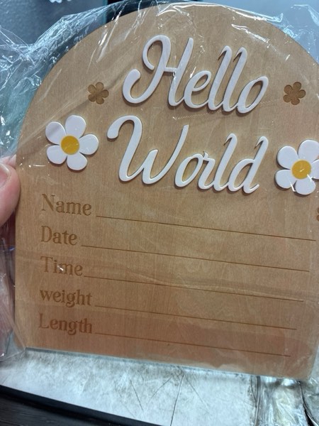 Condition photo showing New/Like New for Baby Announcement Sign, Cute Wooden Hello World Sign Daisy Newborn Welcome Sign Birth Announcement Sign Baby Name Plaque for Hospital Baby Shower Photo Prop Home Decoration