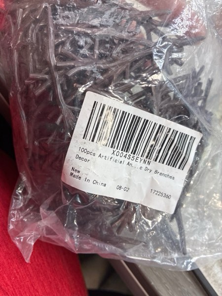 Condition photo showing New/Like New for Homoyoyo 100Pcs Mini Christmas Snowman Hand, Mini Twigs Deer Antlers Shaped Tree Branches Snowman Crafts Kit for Winter Xmas Ornaments