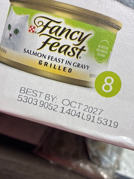 Condition photo showing New/Like New for Purina Fancy Feast Grilled Wet Cat Food Seafood Collection in Wet Cat Food Variety Pack - (Pack of 24) 3 oz. Cans