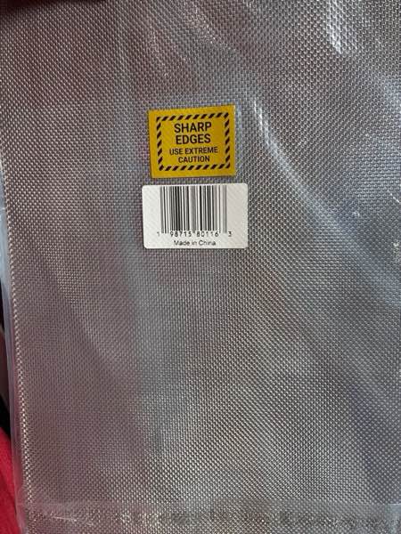 Condition photo showing New/Like New for Californistan Stainless Steel Wire Mesh 4-Pack 12×8 Inches – Durable, Easy to Cut & Rust-Proof 1mm H
