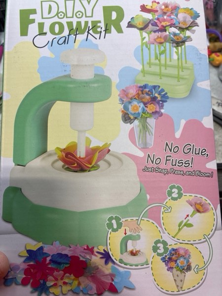 Condition photo showing New/Like New for M SANMERSEN DIY Arts and Crafts Kits for Kids Ages 4-8-12 Flower Bouquet Toys Craft Kit for 4 5 6 7 8 Year Old Girls Ideas Birthday Gift,Classroom Educational Activity Toy for Toddler Kids Girls DIY Flower Set