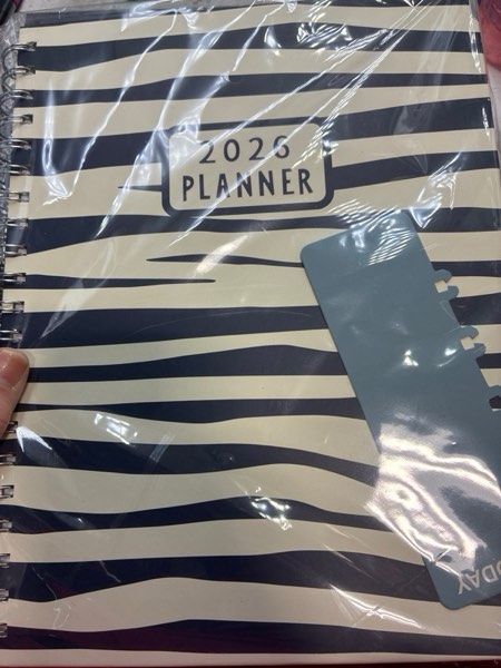 Condition photo showing New/Like New for GuassLee Large 2026 Planner, Weekly and Monthly Planner from January 2026-December 2026, 8.5"x 11" Calendar Agenda Book with Back Pocket, Stickers for Home Office School Supply, Navy Blue White Black (8.5"×11")A4