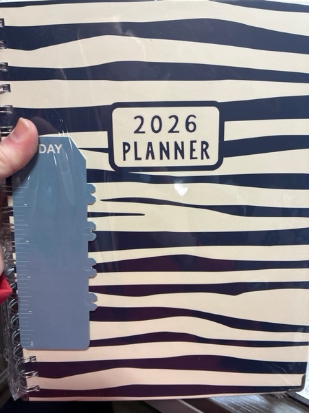 Condition photo showing New/Like New for GuassLee Large 2026 Planner, Weekly and Monthly Planner from January 2026-December 2026, 8.5"x 11" Calendar Agenda Book with Back Pocket, Stickers for Home Office School Supply, Navy Blue White Black (8.5"×11")A4