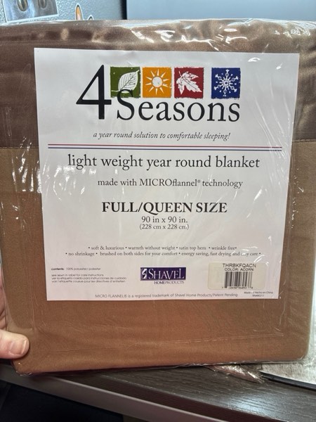 Condition photo showing New/Like New for Thermee Micro Flannel Full/Queen Size Blankets, Lightweight All Seasons Cozy Blanket, Throw Blankets
