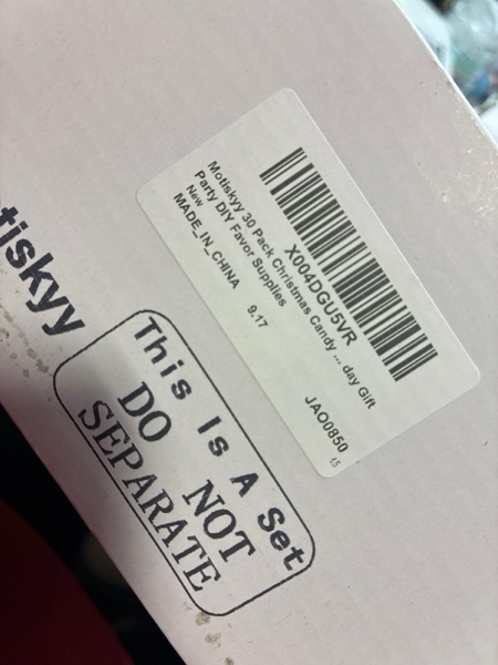 Condition photo showing New/Like New for Motiskyy 30 Pack Christmas Candy Holder Dome for Craft 3.15'' Half Ball Clear Plastic Shaker Dome Candy Greeting Card Round Chocolate Holder Box Xmas Holiday Gift Party DIY Favor Supplies Christmas Character