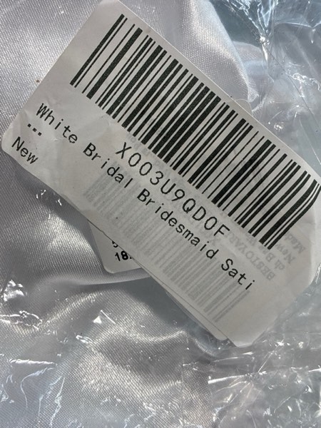 Condition photo showing New/Like New for BESPORTBLE Satin Bridal Wedding Money Bag,White Bridal Bridesmaid Wrought Decorative Clutch Bag Showers Pouch Bag for Wedding Party Favors