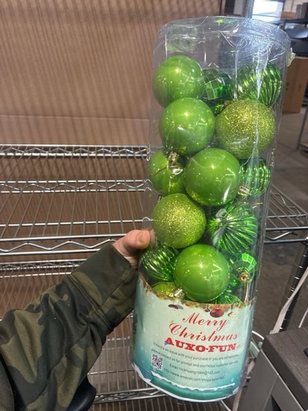 Condition photo showing New/Like New for AUXO-FUN 28ct Shatterproof Christmas Ball Ornaments in 4 Classic Finishes for Christmas Tree Decoration (Lime Green, 2.36“ Regular Size) 2.36" Regular Size Lime Green