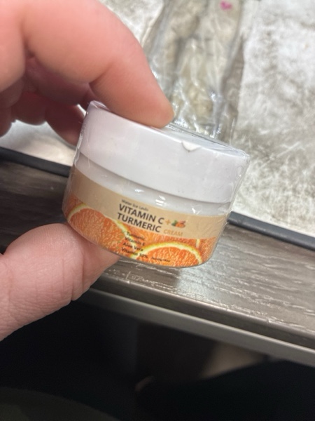 Condition photo showing New/Like New for Natural Turmeric Vc Cream, Gentle Moisturizing, Long-Term Moisture Lock, Help Skin Show Healthy Radiance, Refreshing Texture, Silky And Easy To Spread, Suitable For All Skin Types.
