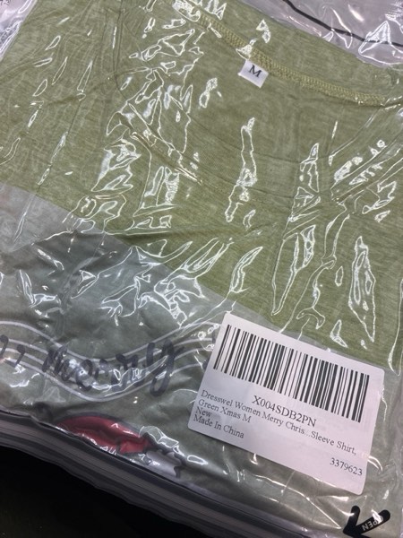 Condition photo showing New/Like New for Dresswel Be Kind Sweatshirts for Women Long Sleeve Graphic Shirts Crewneck Pullover Tops Casual Loose Fall Outfits Clothes Green Xmas Large