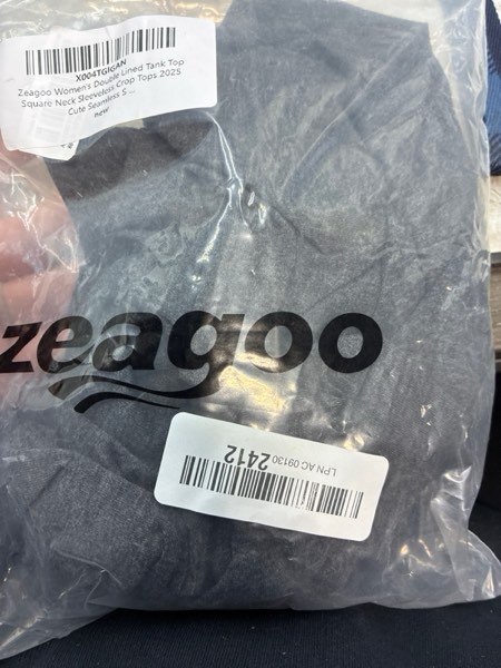 Condition photo showing New/Like New for Zeagoo Women's Square Neck Sleeveless Crop Tops 2026 Cute Double Layer Casual Slim Fit Trendy Tank Tops