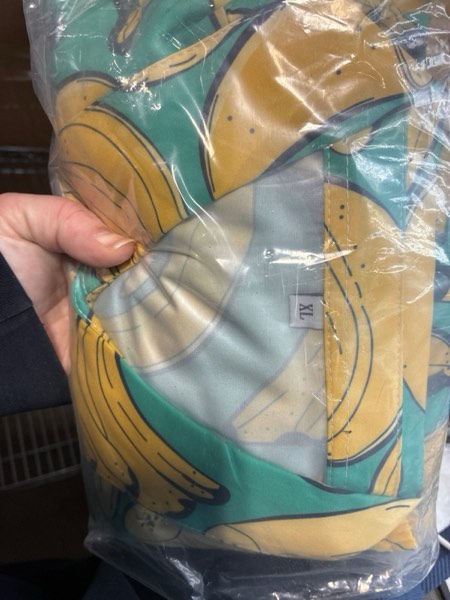 Condition photo showing New/Like New for (Size XL) Hawaiian Shirts for Men Short Sleeve Casual Button Down Shirt Summer Beach Aloha Shirt Holiday Party Tropical Print