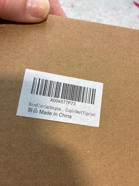 Condition photo showing New/Like New for Abirdflyer Garden Gnome Statue for Outdoor Decor, Couple in Love Gnomes Figurine, Garden Sculptures & Statues, Gnome Romantic Indoor Ornament Forever Lover Gift (Couple Dwarf Figurine)