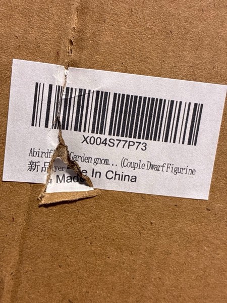 Condition photo showing New/Like New for Abirdflyer Garden Gnome Statue for Outdoor Decor, Couple in Love Gnomes Figurine, Garden Sculptures & Statues, Gnome Romantic Indoor Ornament Forever Lover Gift (Couple Dwarf Figurine)