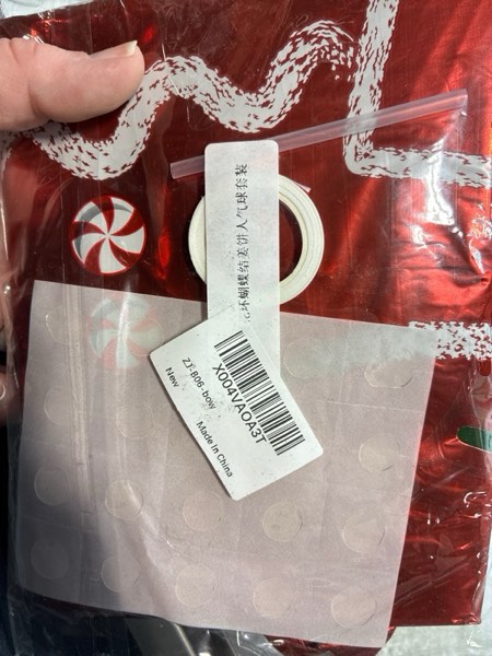 Condition photo showing New/Like New for Gingerbread Man & Gingerbread House Foil Party Balloons, Merry Christmas Balloons, Christmas Balloons for New Year Eve Holiday Festival Birthday Party Decorations (Gingerbread House)