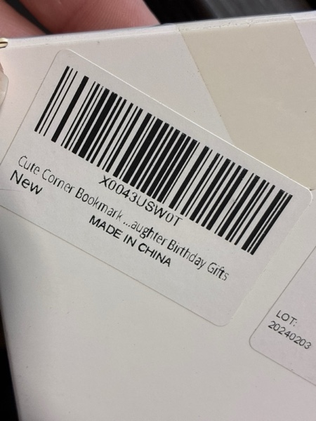 Condition photo showing New/Like New for Cute Heart Bookmark Leather Aesthetic - Reading Bookmarks for Book Lovers, Unique Book Accessories for Women Men Teacher Son Daughter Birthday Gifts?Ethnic Style