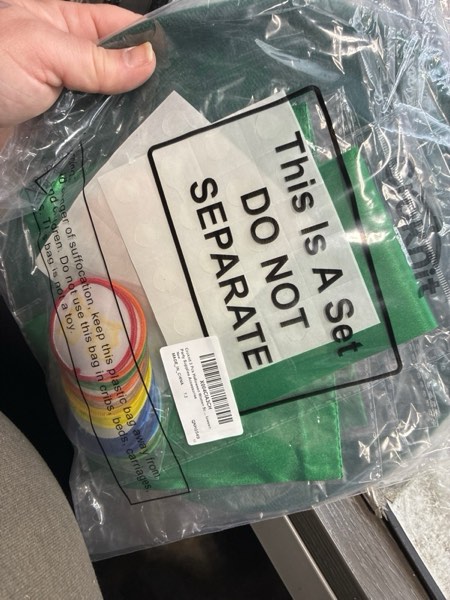 Condition photo showing New/Like New for Croknit 3 Pcs Halloween Women Scout Costume Set for Cosplay Satin Sash with Embroidered Patch Neck Hair Scarf Green French Beret Hat Scout Outfit for Halloween Party Supplies Accessories