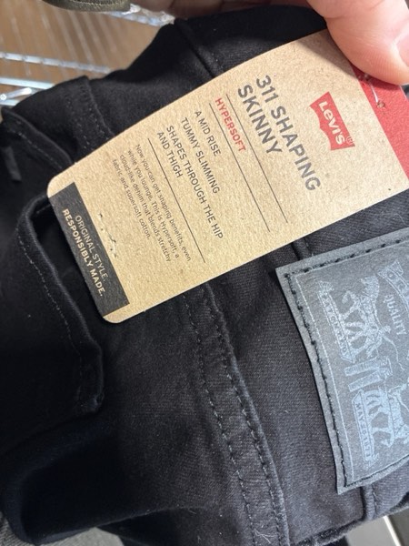 Condition photo showing New/Like New for Levi's Women's 311 Shaping Skinny Jeans in Short Length