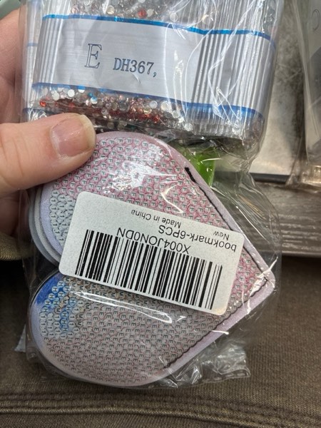 Condition photo showing New/Like New for 6Pcs Taylor Swift Diamond Art Corner Bookmarks