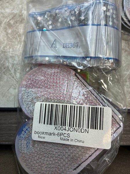 Condition photo showing New/Like New for 6Pcs Taylor Swift Diamond Art Corner Bookmarks