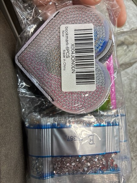 Condition photo showing New/Like New for 6Pcs Taylor Swift Diamond Art Corner Bookmarks